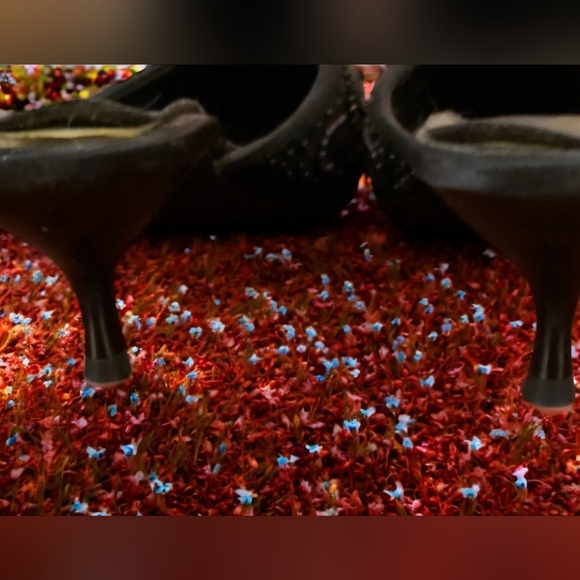 AMANDA SMITH BLACK SEQUINED MULES - Picture 2 of 4